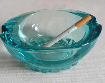Ashtray of solid Murano glass, beautiful turkoois, 1970s, made in italy