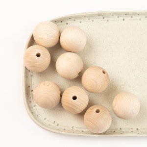 35 mm Round Beech Wood Beads, Natural Unfinished Wood Beads