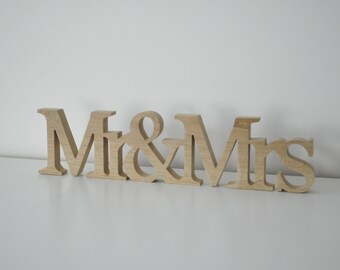 Freestanding letters, custom OAK wood letters, personalised gift, Mr&Mrs inscription, wedding decoratiion