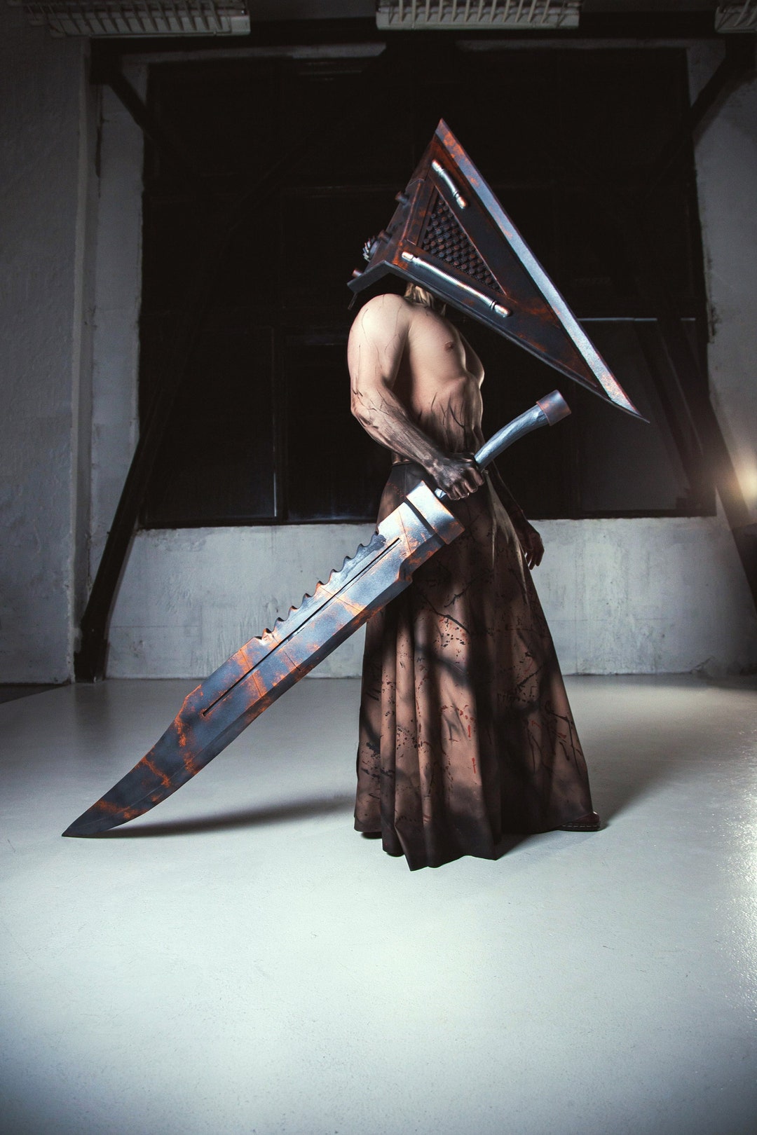 HOW I MADE MY PYRAMID HEAD COSTUME 