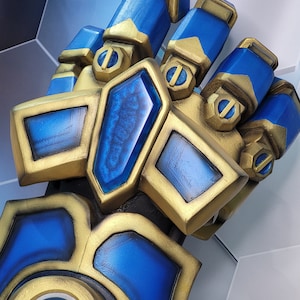 Vi Gauntlets | Vi Cosplay | Arcane | Finished&Painted