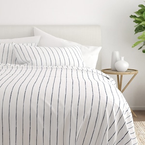 Distressed Field Stripe Patterned 4 Piece Sheet Set