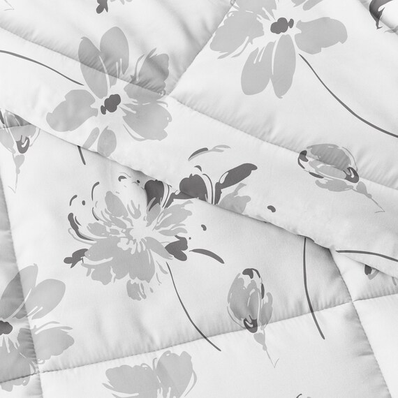 patterned down alternative comforters