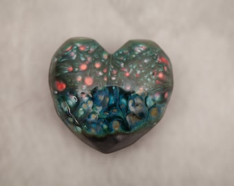 Heart trinket, Hand Painted, Glazed, Ceramic, faceted, Heart box, Gift for her, Heart, Gift