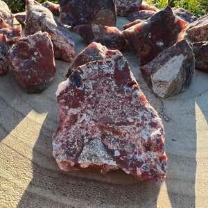 Raw Brekzien Jasper ca. 3-12cm from South Africa; Breckzien Jaspis Rohsteine ca. 3-12cm aus Südafrika