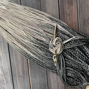 Ombre Synthetic Braids: Black to Blonde DE Hair Extensions