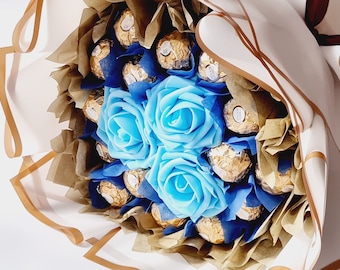 Ferrero Rocher Schokoladenstrauß mit Blumen: Festgeschenk