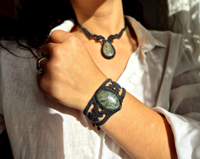 Handmade Macrame Moss Agate Jewelry Set • Boho Crystal Healing