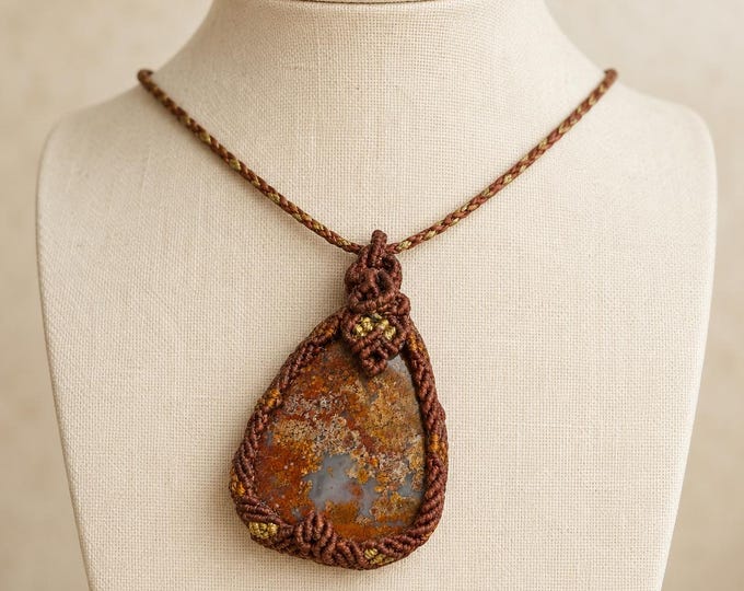 red moss agate pendant macrame necklace prosperity amulet