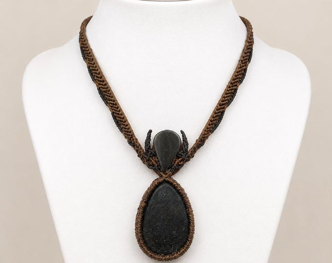 Kali Goddess Amulet – Hematite Macramé Talisman for Strength, Shadow Work & Transformation