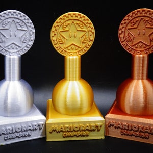 Mario Kart 11cmsTall Star Turnier Trophäe Wählen Sie Gold, Silber, Bronze