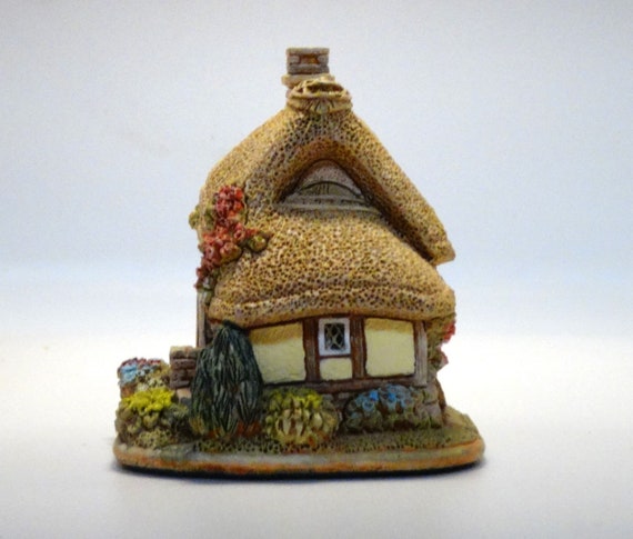 Vintage Lilliput Lane Boxed with Deeds The Little Mill Cottage