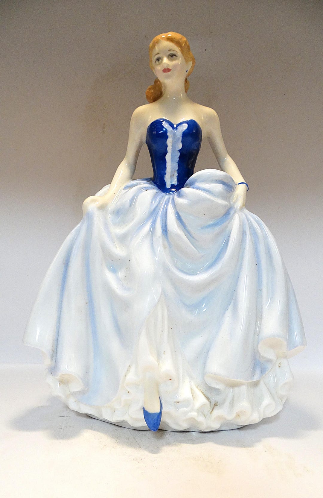 Vintage Royal Doulton Susan Figure of the Year 2004 HN4532 Rare - Etsy