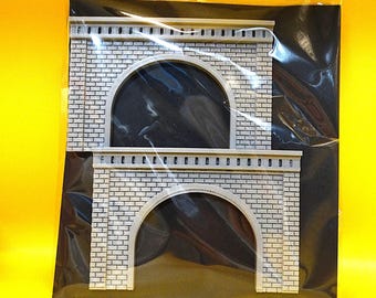 Chooch Double-Track Concrete Tunnel Portal HO Scale Model Railroad Scenery 8330 Chooch Double-Track Concrete Tunnel Portal HO Scale Model Railroad Scenery 8330