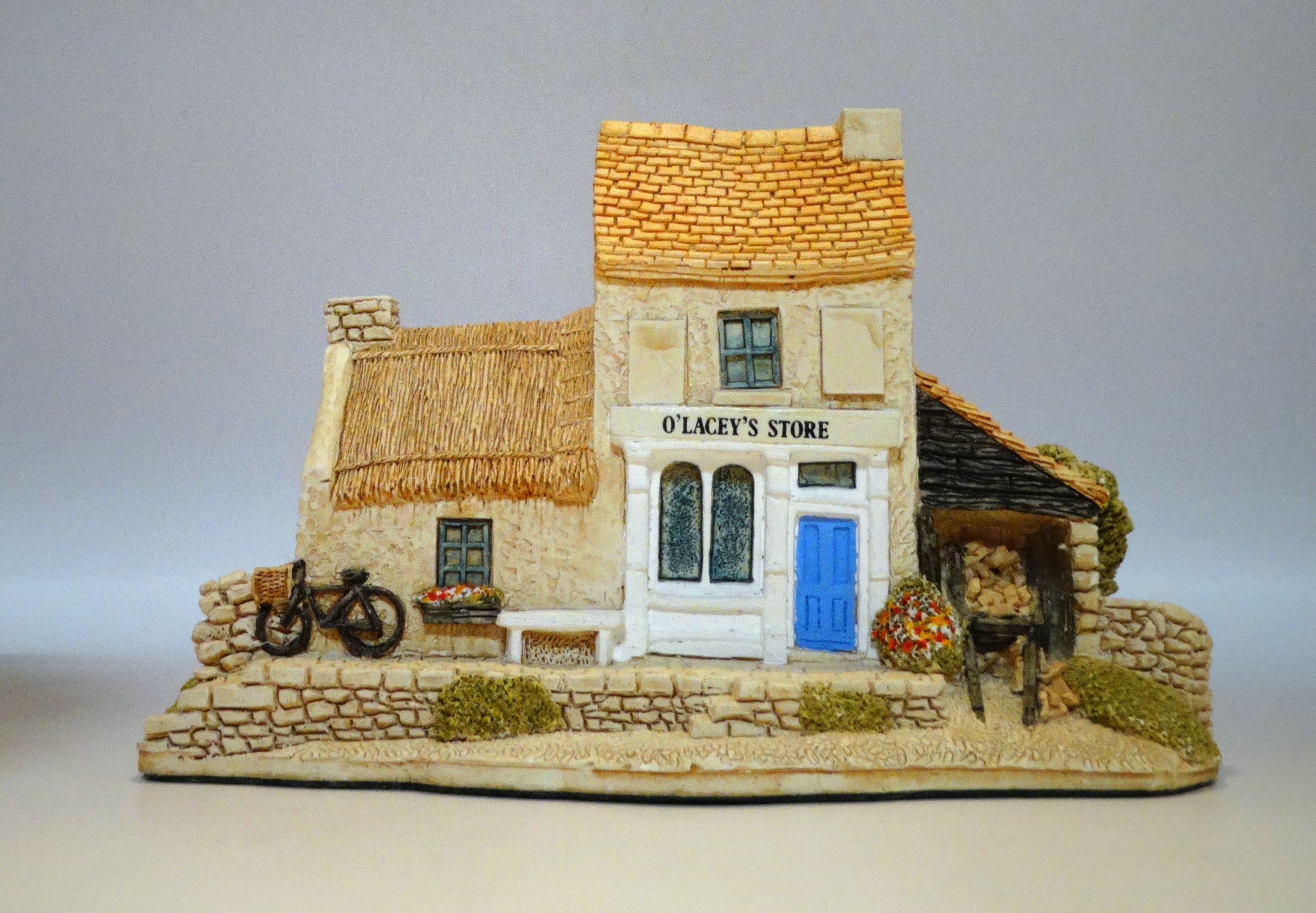 Vintage Lilliput Lane O