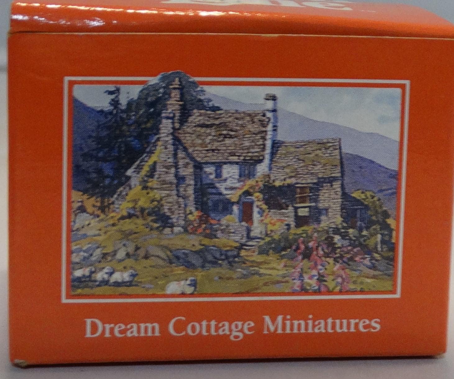 置物 Lilliput Lane HONEYSUCKLE COTTAGE Lilliput Lane - Honeysuckle Cottage