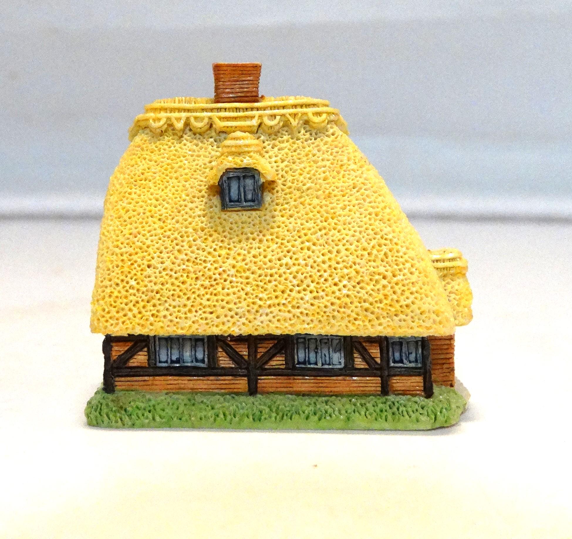 Vintage Lilliput Lane Boxed Dream Cottage Miniatures Honeysuckle