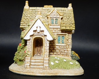 Vintage Lilliput Lane Boxed With Deeds the Cats Whiskers