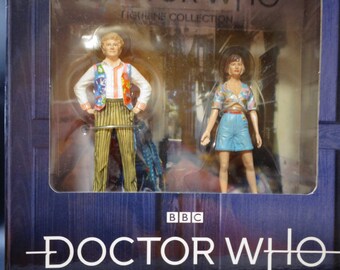 Classic Doctor Who  Sixth Doctor & Peri Brown Set