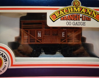 Bachmann 00 Gauge 33/651 Cattle Wagon