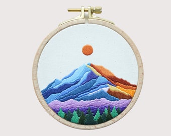 Modello di ricamo del Monte Rainier: arte moderna fai da te con telaio di montagna (tutorial PDF)