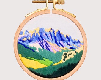 Schema di ricamo delle Dolomiti: paesaggio italiano (tutorial digitale in PDF)