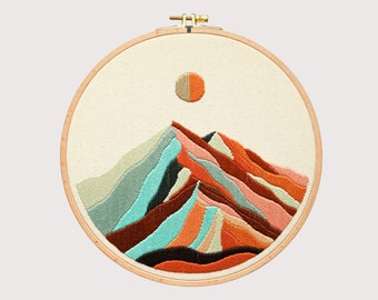 Schema per ricamo di cime di montagna: tutorial fai da te moderno (PDF)