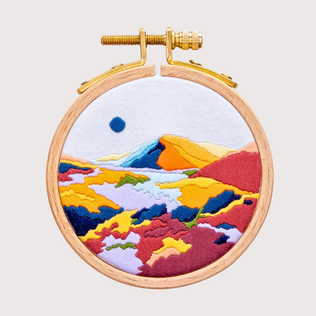 山の刺繍画 スノードン山の刺繍パターン | ウェールズの風景（PDFデジタル