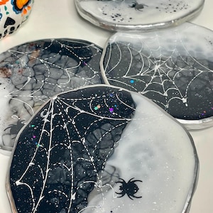 Spinnennetz-Untersetzer aus Kunstharz für Halloween, Halloween-Geschenke