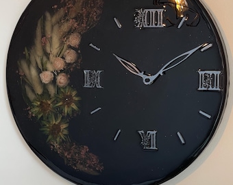 Black Resin Wall Clock with Real Flowers – Botanical Floral Art Home Decor