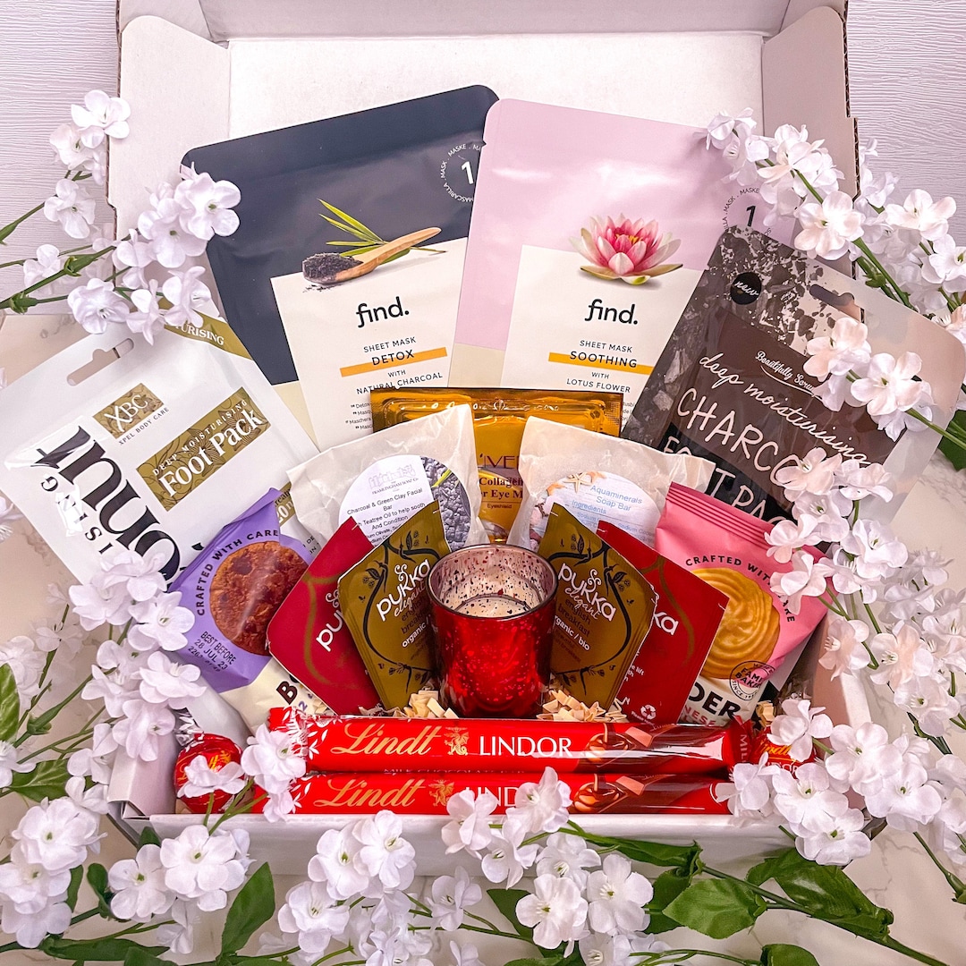 The Ultimate Couples Pamper Hamper, Spa at Home Set, Anniversary, Date