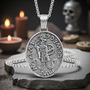 Dije Sello de Abraxas en Plata 925 Amuleto Gnóstico de Protección y Poder Joyería Esotérica Hecha a Mano Talismán Místico Fuerza Creativa