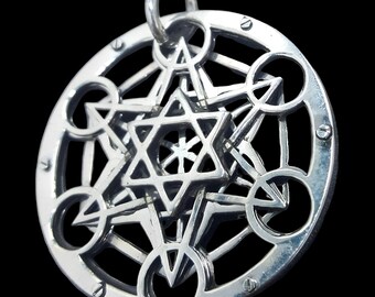 Geometría Sagrada: el Cubo de Metatron y su significado Geometría Sagrada: el Cubo de Metatron y su significado