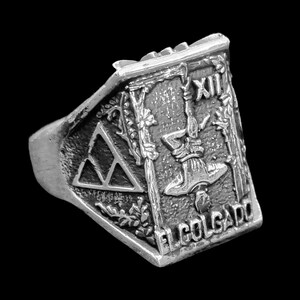 Anillo Carta Tarot El Colgado en Plata de Ley 925 Hecho a Mano