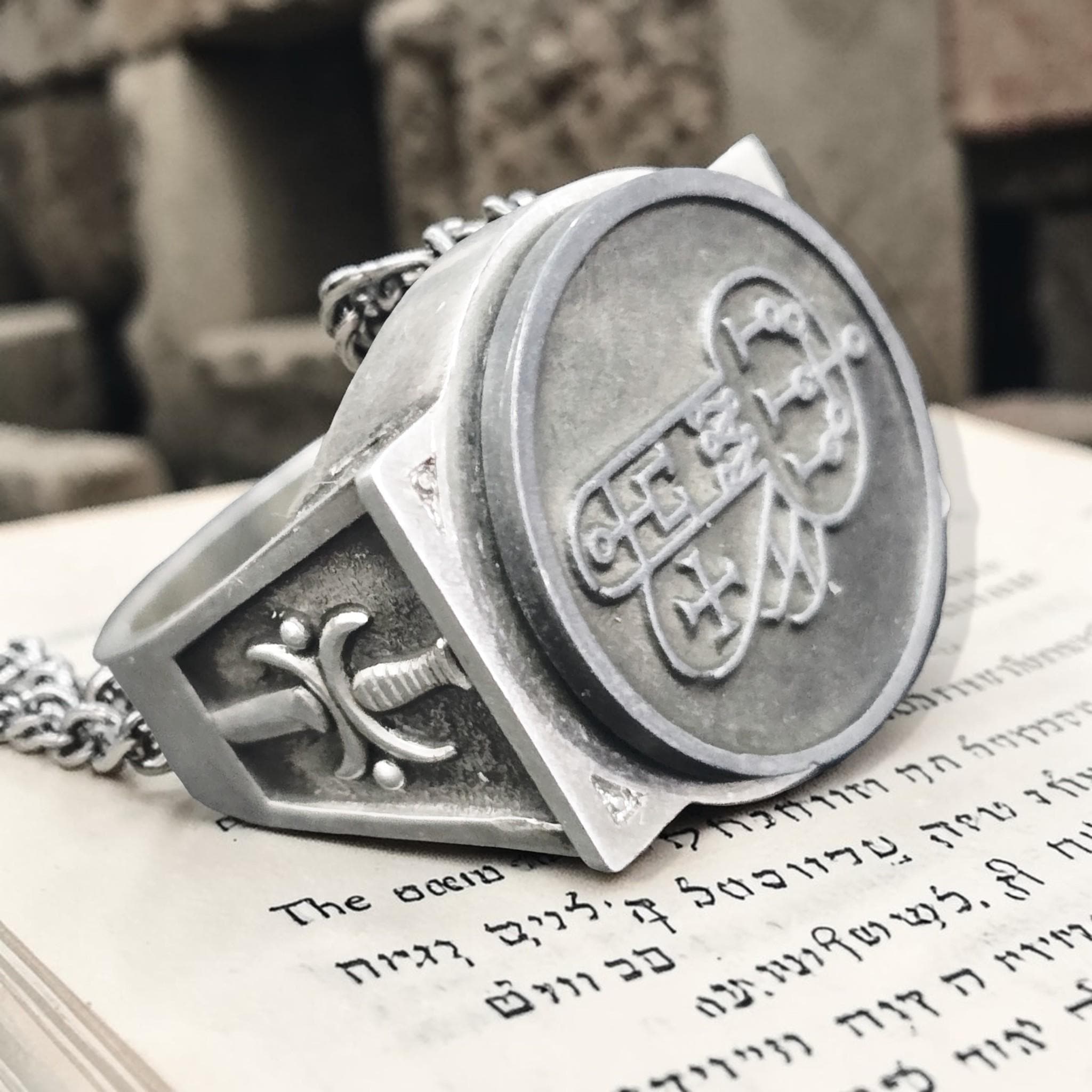 RAJAS Ring & Magatama シルバー Marques SHAX Ars Goetia Ring and Master's Sword 925 Silver Amulet