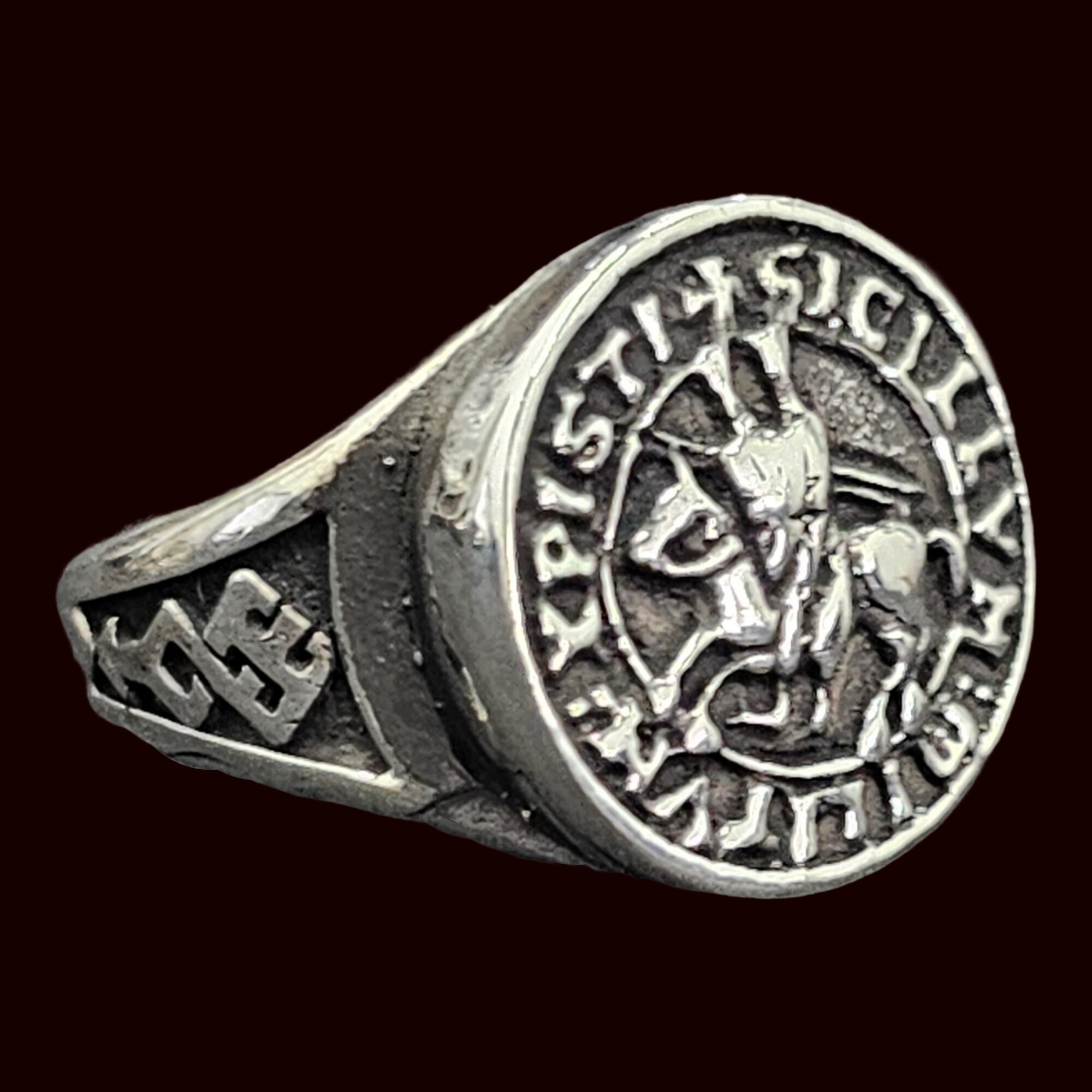 Knight Templar Sigillum Millitium Xpisti Ring in Handmade Sterling