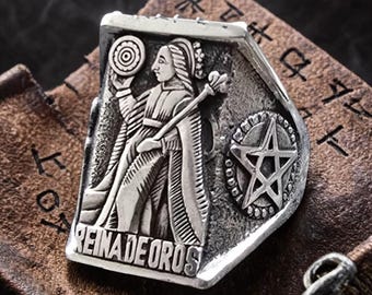 Anillo Tarot Reina de Oros Arcanos Menores Pentaculo Vara Plata 925 12 gr Talisman de Prosperidad Maestria Material Alquimia Divina Handmade