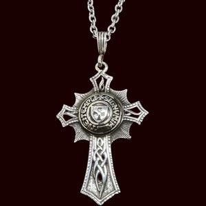 Dije Cruz Caballeros Templarios en Plata de Ley hecho a Mano Templi Signum Militie