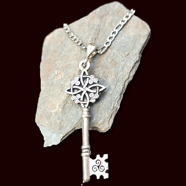 Clé de noeud de sorcière et pendentif Triquetra en argent sterling 925 fait à la main 6 cm 8 gr Wicca