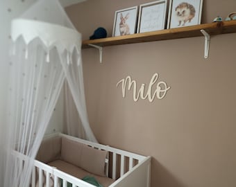 Personalized wooden lettering – Individual nameplate for the nursery with your desired name or as a door sign.