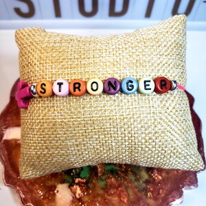 Pulsera de cordón cruzado de magnesita más fuerte