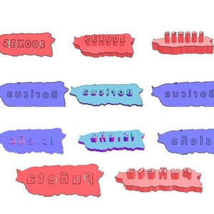Könnte beinhalten: Neun verschiedene Variationen des Wortes "Puerto Rico" im 3D-Stil, wobei jede Variation in einer anderen Farbe gehalten ist. Die Farben sind Rot, Blau und Hellblau.
