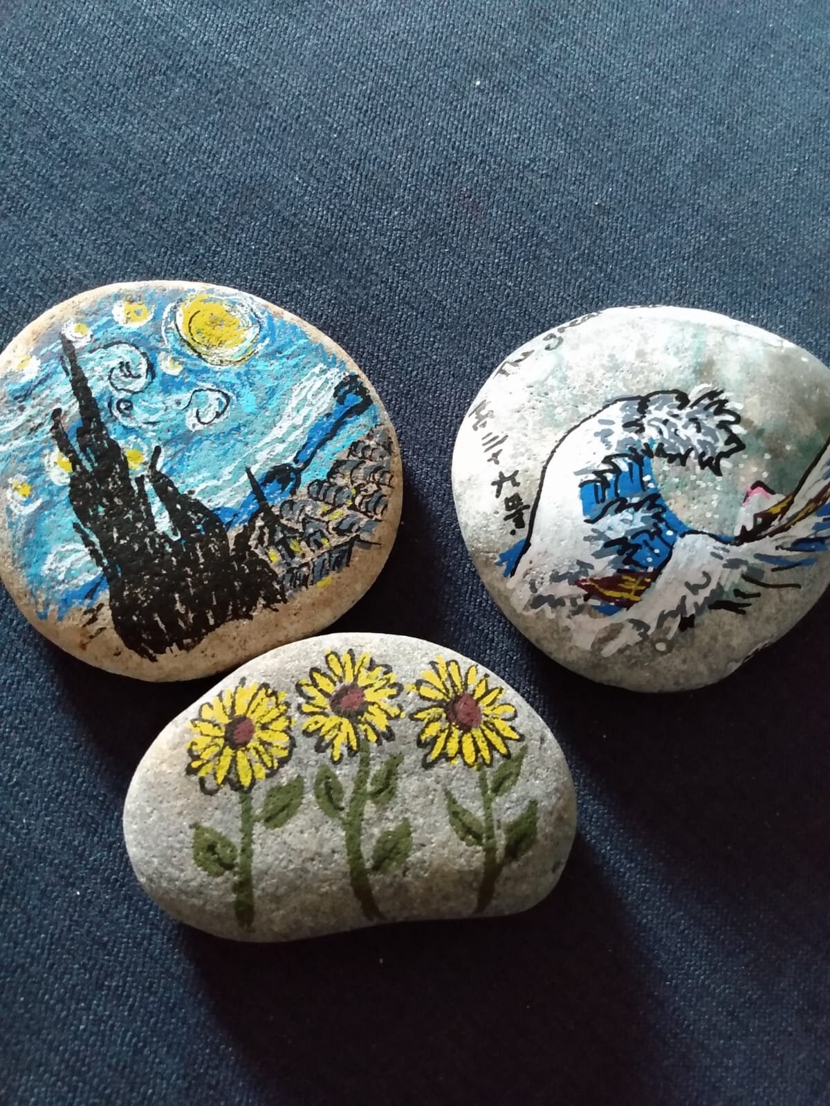 Steine bemalt Bilder: Einzigartige Kunstwerke für Ihr Zuhause!