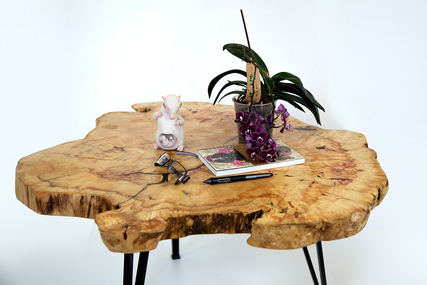 Maple wood slab coffee table with live edge. Custom round Etsy