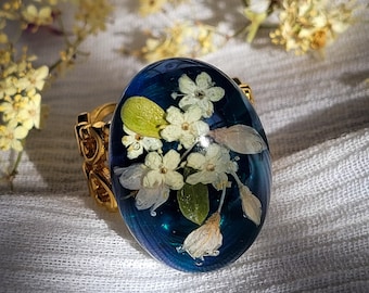 Pressed Flower Cottagecore Ring | Real Flower Resin Gold Statement Ring