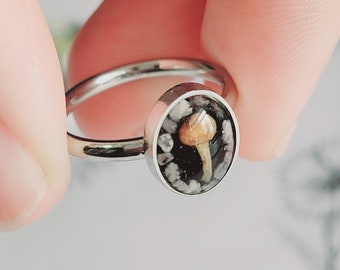 Echter Pilz und Amethyst Kristall Ring