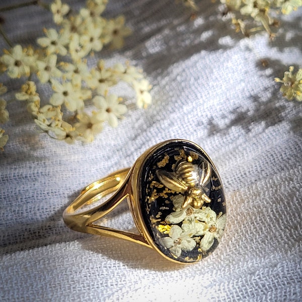 Pressed Flower And Bee Golden Ring