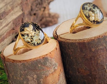 Botanical Ring with Real Elderberry Flowers – Adjustable Gold Plated Sterling Silver Nature Jewelry (Bee or Butterfly)