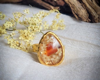Pressed Flower And Carnelian Ring | Energy Birthstone | Magical Unique Gift