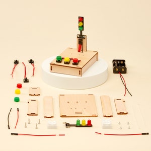 DIY Kit Traffic Lights Educational STEM Toy for Kids, Fun Science Crafts STEM Kit image 2